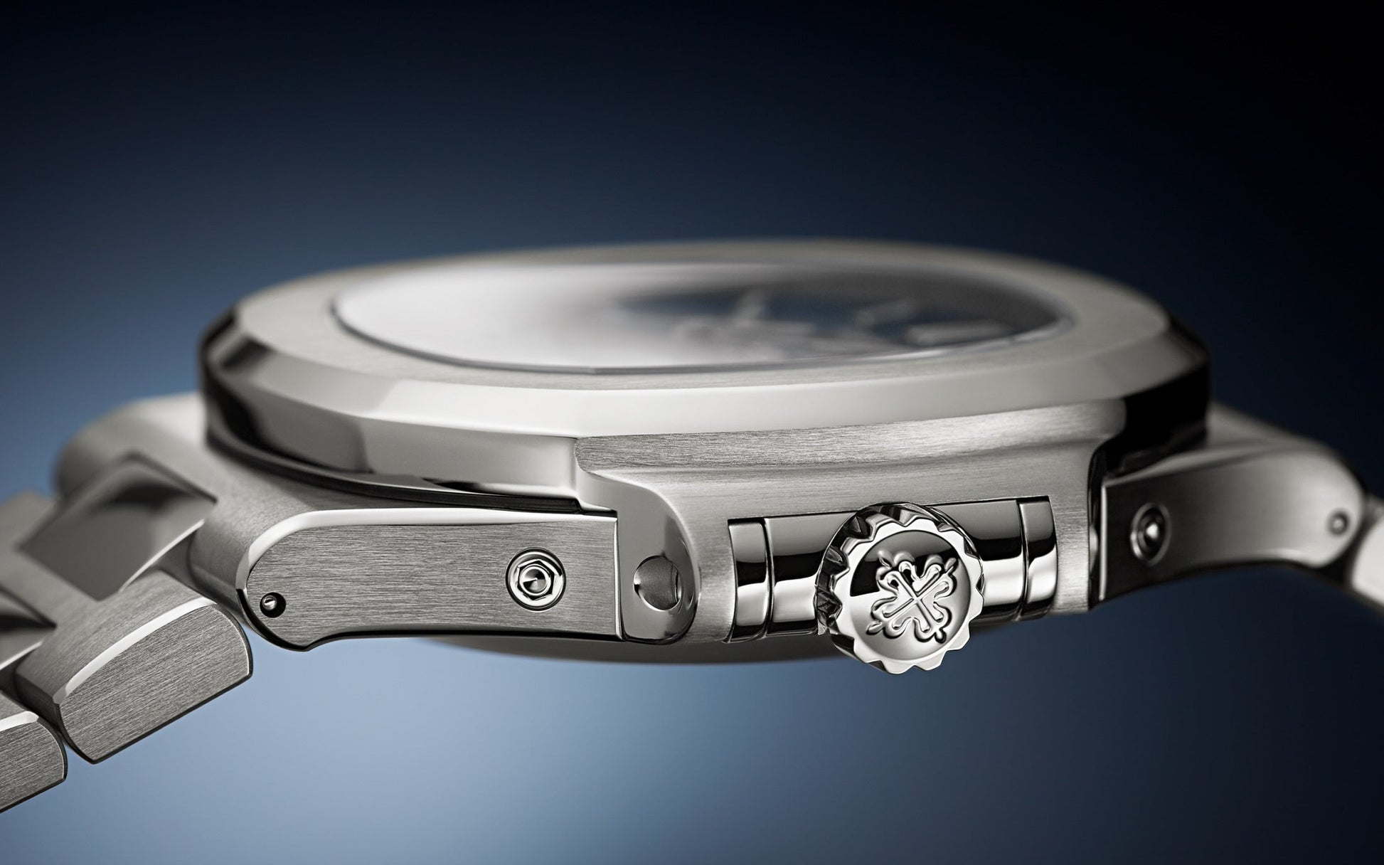 Patek Philippe | Nautilus Annual Calendar, Blue Dial - Free & Fast UAE Shipping