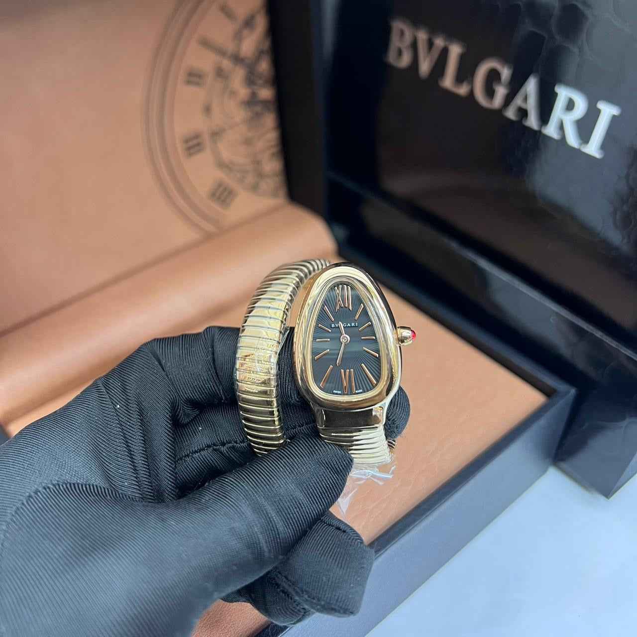 Bvlgari Watch | Serpenti Tubogas Gold Steel and Black Dial