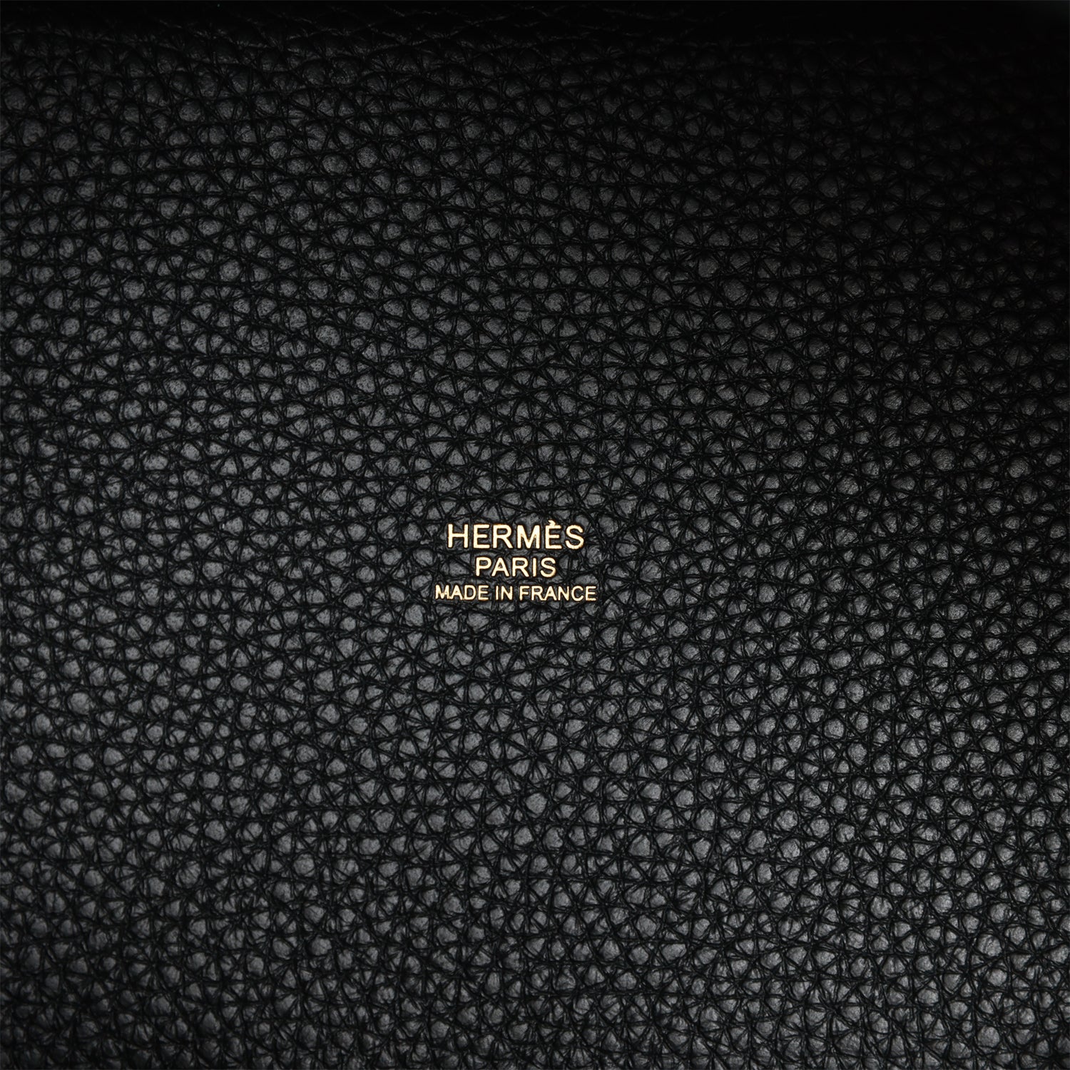 Hermès | Picotin Lock 18 Black Clemence - Free & Fast UAE Shipping