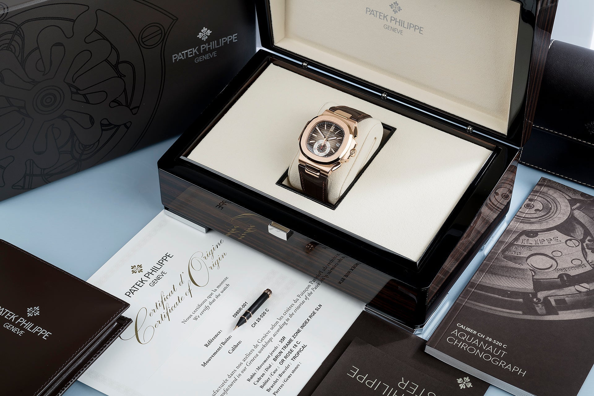 Patek Philippe | Nautilus - Free & Fast UAE Shipping